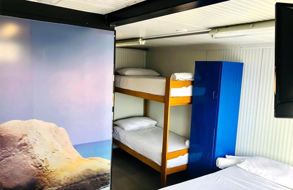 Surfari Punta Rocas Hostel Punta Negra Bagian luar foto