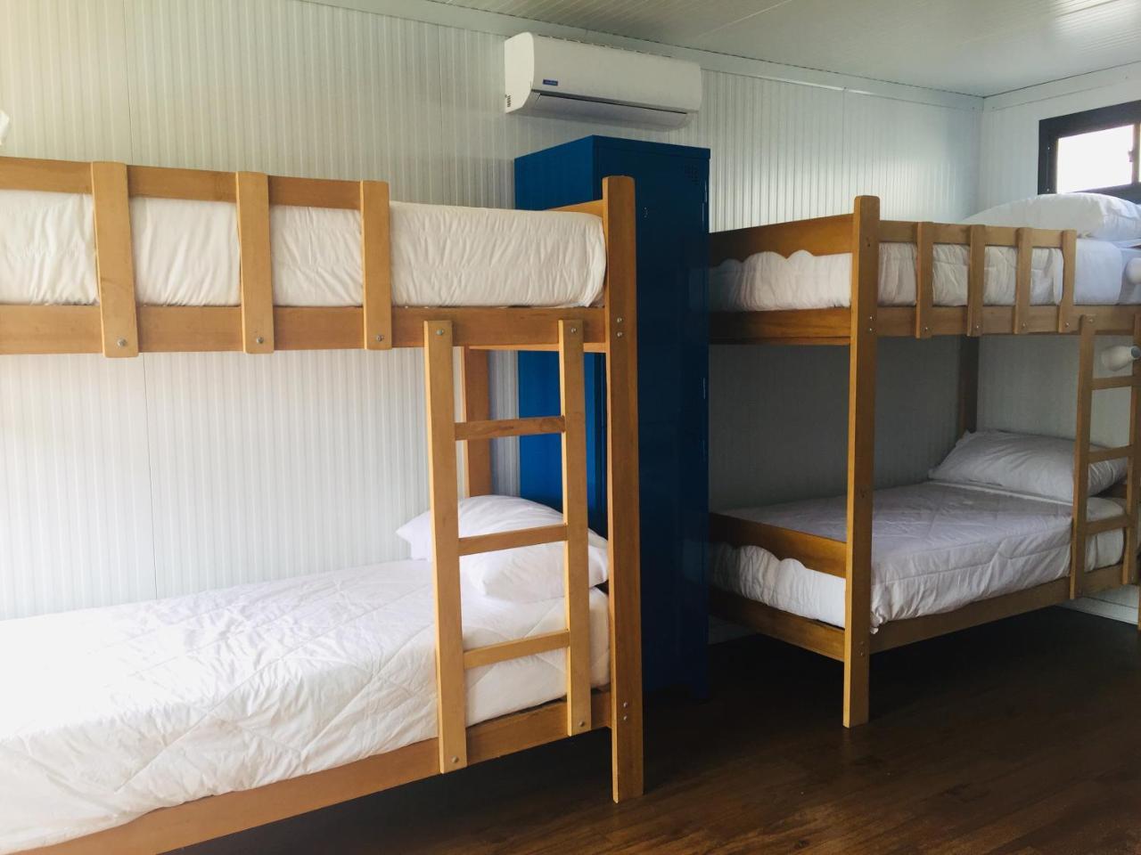 Surfari Punta Rocas Hostel Punta Negra Bagian luar foto