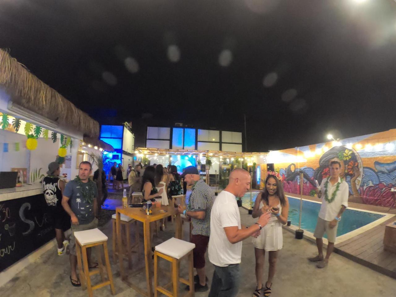 Surfari Punta Rocas Hostel Punta Negra Bagian luar foto